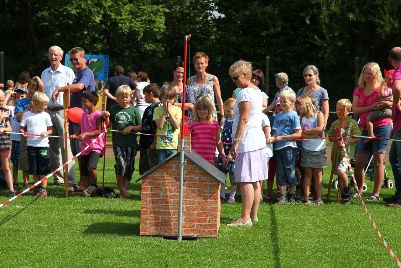 Bild 24 - Kindervogelschiessen am 17.8.12